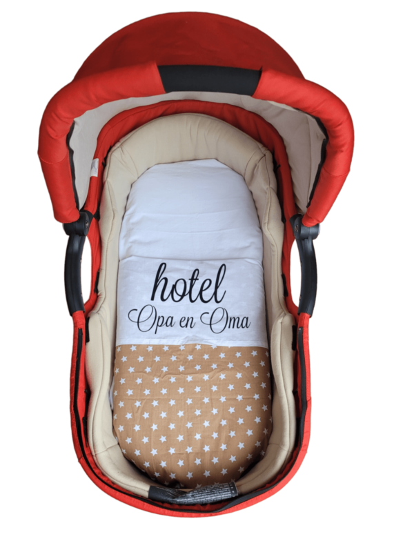 wieglaken hotel opa en oma
